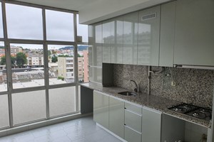 ASANSÖRLÜ YENİ BİNA ARAKAT 3+1 LÜX YAPILI DAİRE