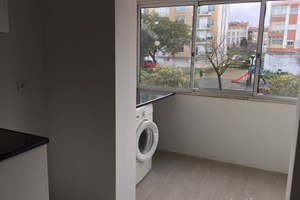 Sahibinden satılık içi full yapılı daire